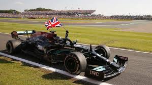 Verstappen, who had started from pole and had a fierce pulse with hamilton in the first corners, crashed at high speed at the copse corner at silverstone. Dgix26ibh Q1ym