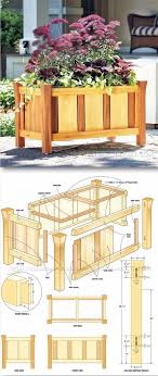 The original versailles planter box was designed in 1670 by andré le nôtre, chief gardener for king louis xvi at versailles to protect and ensure the survival of delicate and exotic fruit trees at the palace. Woodarchivist Com Planter Box Plans Diy Planter Box Planter Boxes