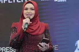 Lagu yang ikut dinyanyikan adalah demi kasih sayang, bila harus memilih, cuba untuk mengerti, dan intrig cinta. Siti Nurhaliza Akan Menari Di Konser Dato Sri Siti Nurhaliza On Tour