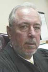 Salmon retiring; 3 hope to be elected to his sea