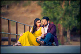 However, there are certain poses that are loved universally by all couples and their photographers. Pre Wedding Photo Poses Pre Wedding Photographers And Pre Wedding Best Celebration Wedding Photos Poses Couple Photography Poses Couple Photoshoot Poses