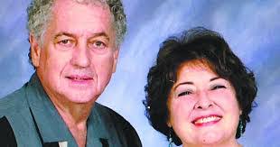 Susan Flora's Instagram, Twitter & Facebook