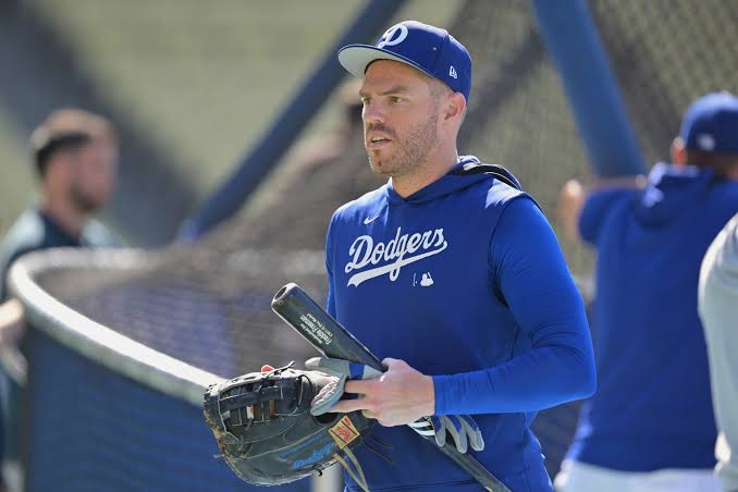 Freddie Freeman back in Dodgers' lineup after wrist scare – Orange County Register