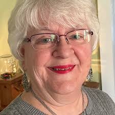 Janeen Harper's Instagram, Twitter & Facebook