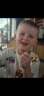 I've got a new phone, so I took it up the hill to check out the camera