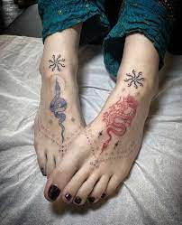 How Long After A Foot Tattoo Can I Wear Socks? - Saved Tattoo