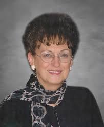 Mme Jeannette Chartier