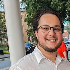 Hairstylist for picky teenage boys in Morristown TN?