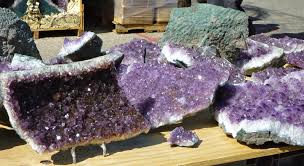 The society and the show committee invite approximately 3000 elementary students to attend the show. Tips For Visiting The Tucson Gem Show A Shopper S Paradise In Arizona