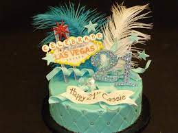 The 40 on top is made with gum. Vegas Themed Birthday Cakes Picture Of Las Vegas Custom Cakes Tripadvisor