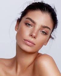 Top 10 Wedding Makeup Trends For Brides In 2020 Pouted Bronzer Makeup Makeup Trends Natural Makeup