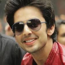 Ashish Rajput (@AshishR74959450)