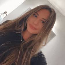 Summer Dickinson (@Summertime1221)