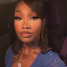 More Life 🎂 #n31ghborhoodhero 31K💚🦈