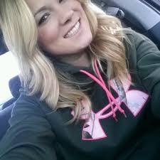 Amber Gooch's Instagram, Twitter & Facebook