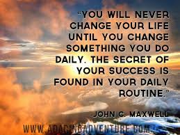 John maxwell, an author and pastor from michigan is a best selling author of countless leadership focused books. John Maxwell Quotes Success Quotesgram