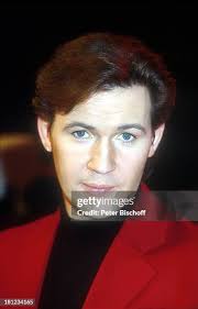 372 fotos e imágenes de alta resolución de Johnny Toro