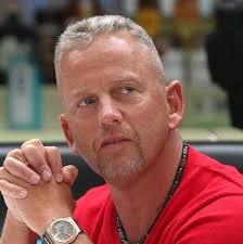 6,798 likes · 60 talking about this. Schobert Norbert Rajongoi Oldala Photos Facebook