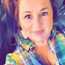 Shoutout to our skilled operator, Thomas Massingale, as he expertly loads  the portable screen at S&S Quarry in Old Fort, TN! These portable screening  plants are a game-changer for our operations… |