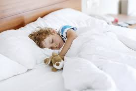 Yes you can take melatonin with lovan my 8 year old has been prescribed both from her neurologist and seem to be i usually do take these together, because ultram can have a stimulating effect on me, making it difficult to sleep. Is Melatonin Safe For Kids
