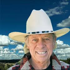 PILES of hail in Austin 🤯 📸: Brandon Gonzales