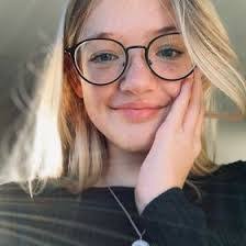 Caroline Clausen's Instagram, Twitter & Facebook