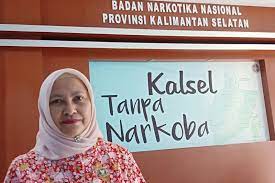 Konselor memiliki peran besar dalam memberikan arahan pada masyarakat yang bertindak negatif lulusan bimbingan dan konseling banyak yang diterima sebagai konselor di dunia pendidikan jelas yang utama ialah menjadi guru bk, motivator, konselor pendidikan, konselor karir, bnn, atau. Senang Jika Pecandu Datang Sukarela Minta Disembuhkan Antara News
