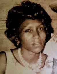 Gloria Sheffield's Instagram, Twitter & Facebook