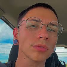 Ty Slater (@slaterinthesun) • Threads, Say more