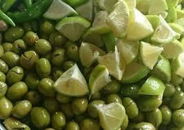 تخليل الزيتون الاخضر بالصور من أم عمار سوسن المومني Recipe Food Fruit Olive