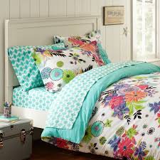 While most sustainable brands offer duvet covers in sensible solids and limited shades, look no further than pottery barn for delicate floral duvet covers. Pin On Decorations