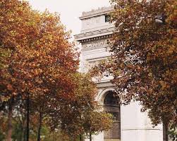 Travel Inspiration Autumn In Paris This Is Glamorous Paris In Autumn Travel Inspiration Visit Paris