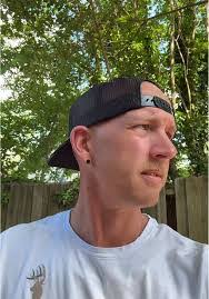 Kyle Poff's Instagram, Twitter & Facebook