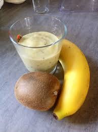Glace Ou Smoothie Kiwi Banane 2 Kiwis 1 Banane Faisselle Yaourt A La Vanille Ou Un Autre Produit Laitier Sucre Miel Agave Ca Kiwi Banane Faisselle Banane