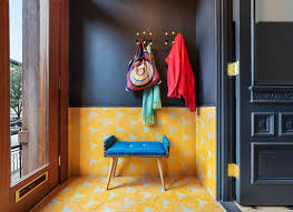 The classic brooklyn brownstone has undergone an astonishing renaissance in recent years, essentially supplanting the deluxe apartment in the sky in the popular imagination's ideal of urban living. House Tour Brooklyn Brownstone Gets A Luminous Transformation