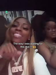 Sapphire Grabbing Kali