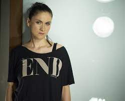 Lenka dusilová was born on december 28, 1975 in karlovy vary, czechoslovakia. Porodila Jsem Doma A Dockala Se Sikany Rika Zpevacka Lenka Dusilova Idnes Cz
