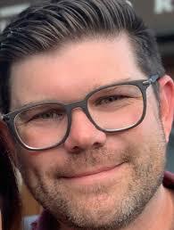 Glenn Cantor's Instagram, Twitter & Facebook