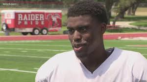 Taft running back amasses more than 300 yards to carry team to victory