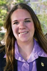 Amanda Shears's Instagram, Twitter & Facebook