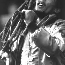 Hochwertige und bezahlbare, lizenzfreie sowie lizenzpflichtige bilder. Bob Marley Techniker Retten Seltene Live Aufnahmen Der Spiegel