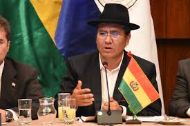 Bolivia se adelantó rápidamente en el encuentro, a los diez minutos erwin saavedra mediante tiro penal, marcó el uno a cero a favor de los bolivianos. Bolivia Y Paraguay Ya Concretan Us 11 Millones En Intenciones De Negocios Ministerio De Relaciones Exteriores