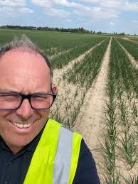 Nicole Catchpole's Instagram, Twitter & Facebook