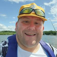 What sort of backing is best for the underside of an aluminum kayak  gunwhale?