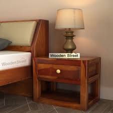 Buy the best and latest bedside tables on banggood.com offer the quality bedside tables on sale with worldwide free shipping. Bedside Tables Upto 70 Off Buy Wooden Bedside Tables Online In India Best Price