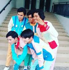 Semuanya begitu ikonik khas hanya dimiliki oleh suku asli betawi. 17 Ide Cowo Djs Di 2021 Artis Kecil Smp Foto Selebriti