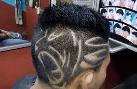 Memotong rambut pria biasanya merupakan aktivitas yang sederhana jika anda memperhatikan caranya dan meluangkan waktu. Bagaimana Potongan Rambut Qaza Yang Dilarang Nabi Bimbinganislam Com