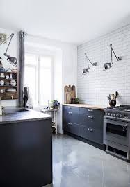 Kitchens Without Upper Cabinets Should You Go Without Kitchens Without Upper Cabinets Kitchen Dinning Room Cosy Kitchen
