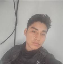 When: quieres ser admin y tienes que pasar el proceso de selección