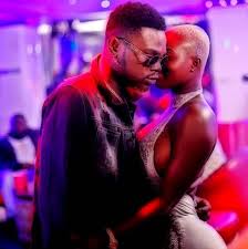 Ariel sheney c'est pour les poto. Ariel Sheney Amina